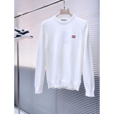 Gucci Sweaters